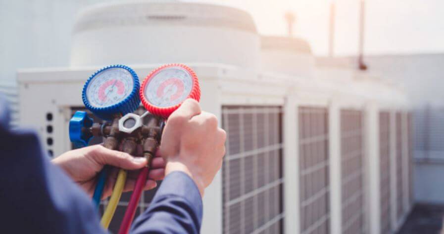 What Does an HVAC Contractor Do?